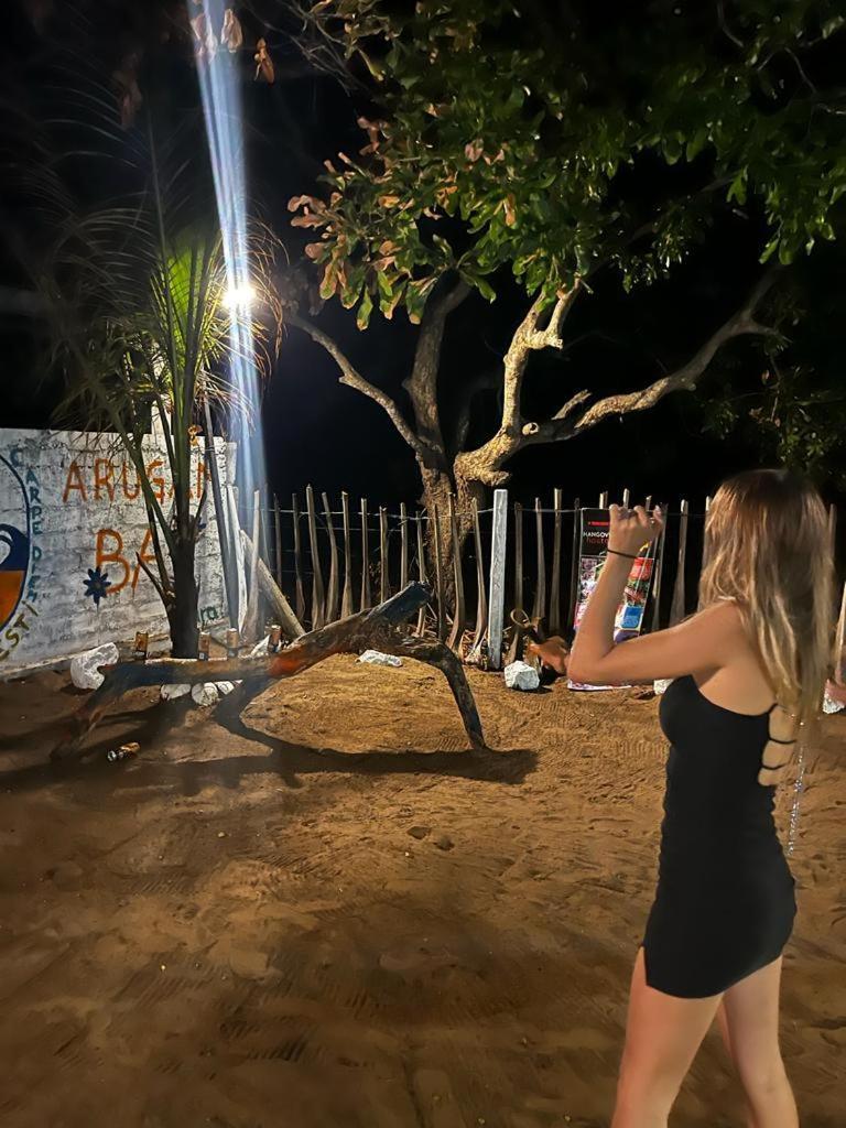 Hangover Hostels Arugam Bay Exterior photo